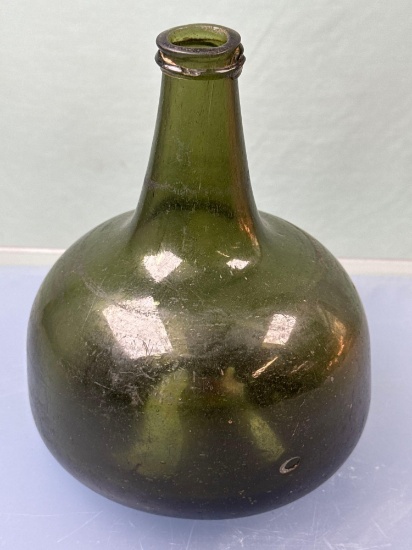 WOW 6 1/2" x 5 1/2" 1600's-1700's Period Onion Bottle, Trade Artifact, Found in New York