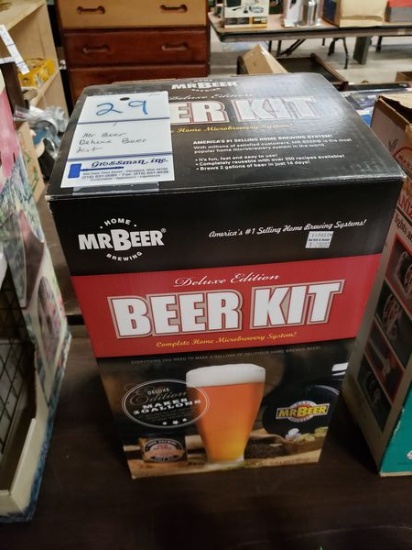 MR BEER DELUXE BEER KIT