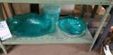 SET OF PLASTIC SERVEWARE