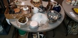 LOT OF HOUSEHOLD