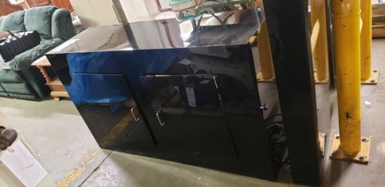 AQUARIUM CABINET WITH LIGHT