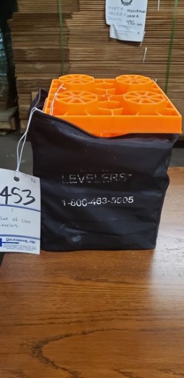 SET OF LINX LEVELERS