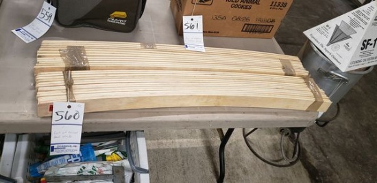 LOT OF WOOD BED SLATS