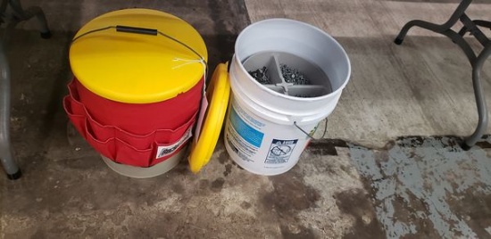 2 TOOL BUCKETS