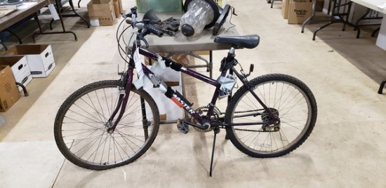 MOUNTAIN BIKE