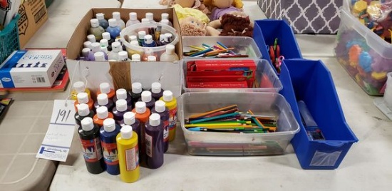LOT OF ART SUPPLIES