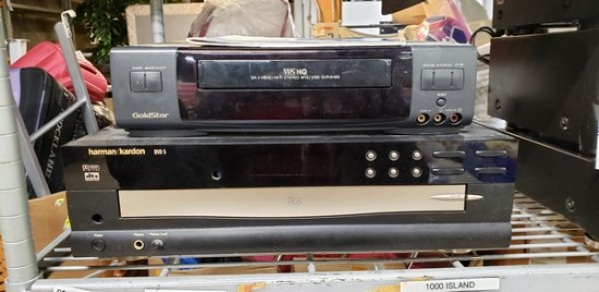 HARMON KARDON 5 CD CHANGER AND VCR