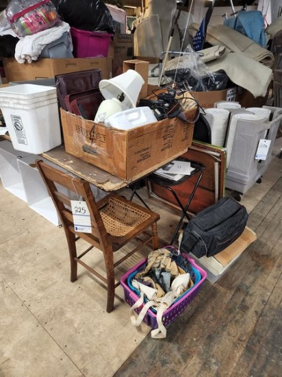 LOT OF HOOUSEHOLD