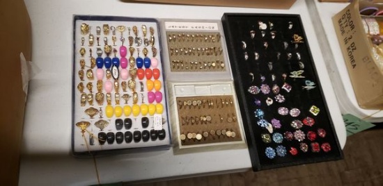 LOT OF FASHION RINGS - 213 PCS