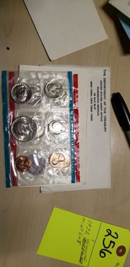 1972 UNCIRCULATED MINT SET