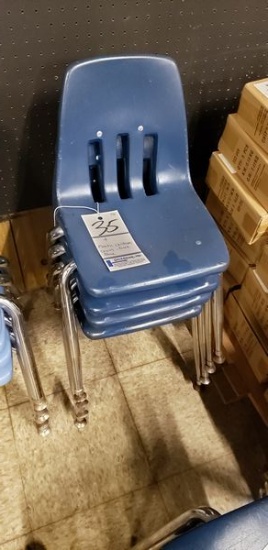4 PLASTIC CHILDRENS DAYCARE SCHOOL CHAIRS