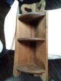 WOOD CORNER SHELF