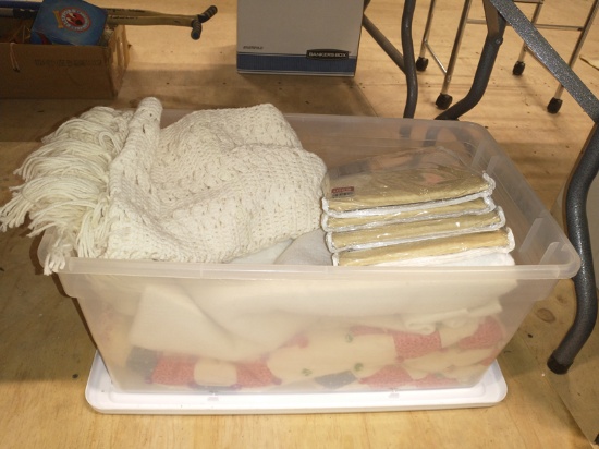 LOT OF QUILTS AND LINENS