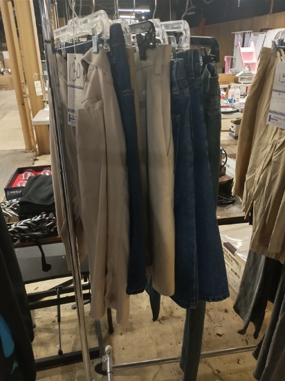 3 PAIRS OF MENS SHORTS SIZE 2X AND 3X