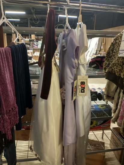 3 GIRLS DRESSES SIZE 5-6