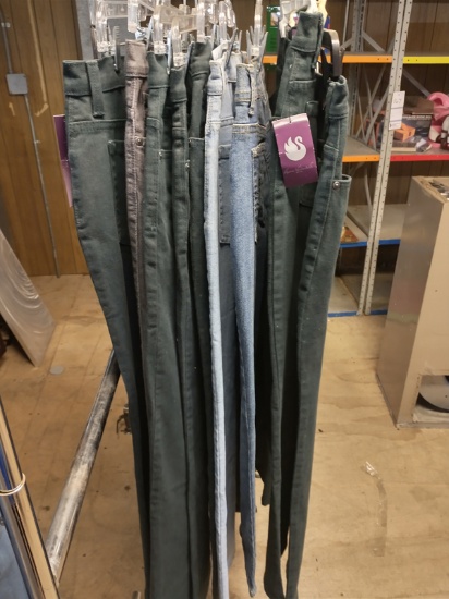 9 PAIRS OF WOMENS JEANS SIZE 8