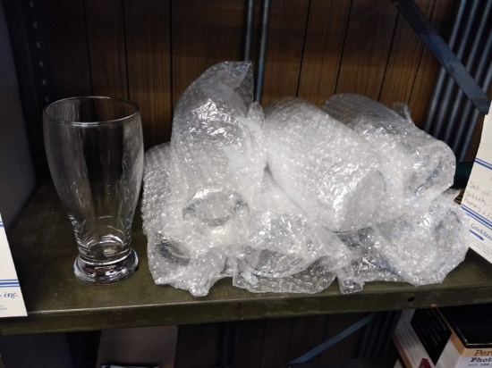 SET OF 8 GLASS CUPS