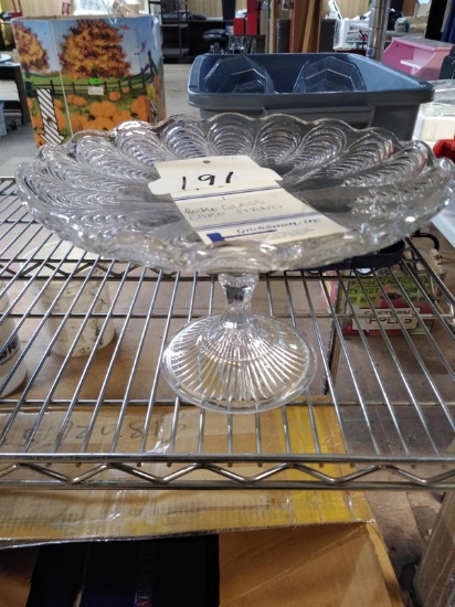 GLASS CAKE STAND