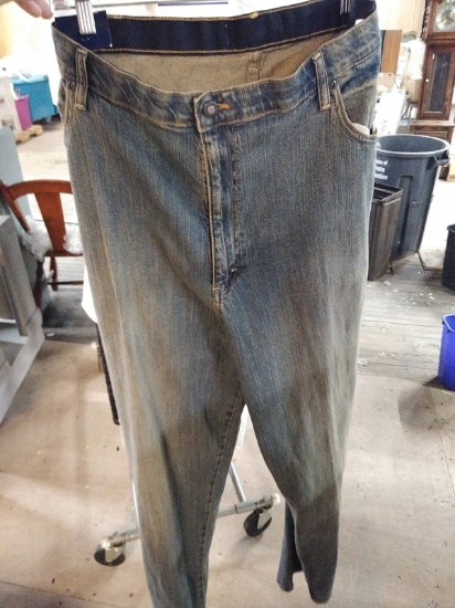 MENS JEANS SIZE 48X34