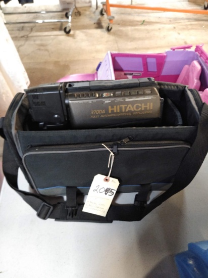 HITACHI VHS VIDEO CAMERA WITH ACCESSORIES