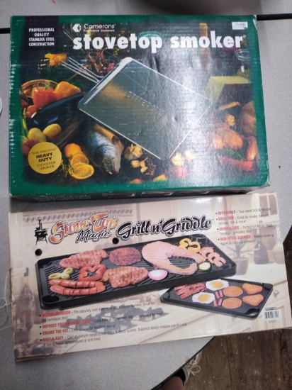 2 STOVETOP SMOKER AND GRIDDLE