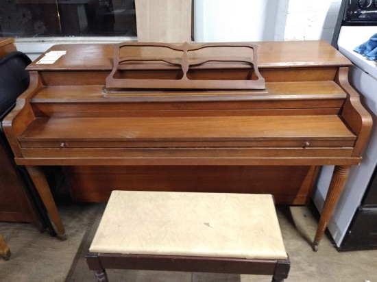 BETSY LYNN PIANO WITH BENCH
