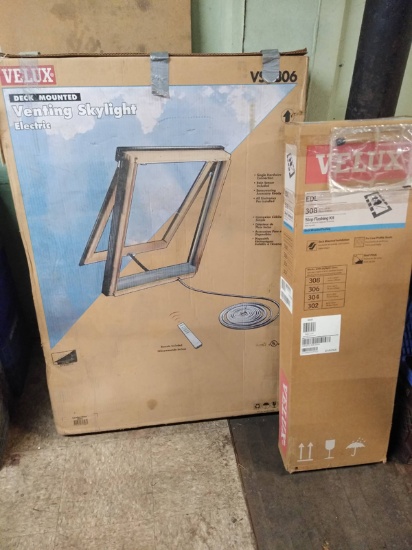 ELECTRIC VENTING SKYLIGHT WITH STEP FLASHING KIT