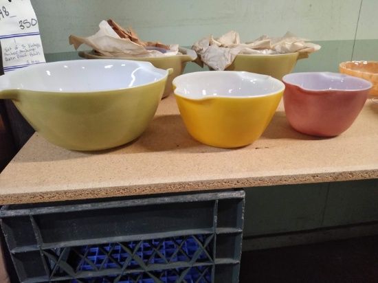 SET OF 3 VINTAGE ANCHOR HOCKING OVEN PROOF BOWLS