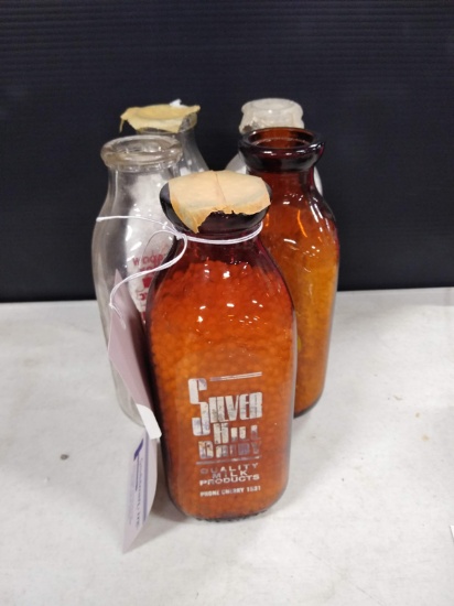 5 VINTAGE GLASS 1 QUART MILK BOTTLES