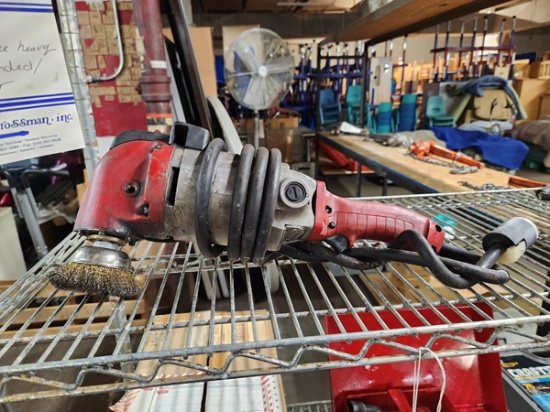 MILWAUKEE HEAVY DUTY SANDER / GRINDER