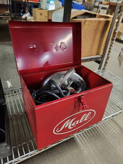 MALL CIRCULAR SAW MODEL 72 - IN METAL CASE