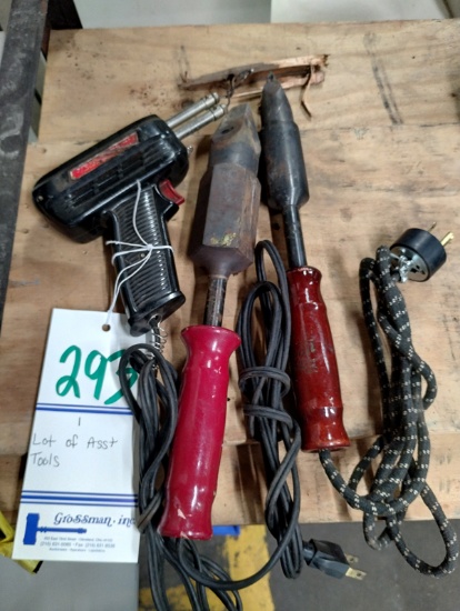 LOT OF ASSORTED TOOLS
