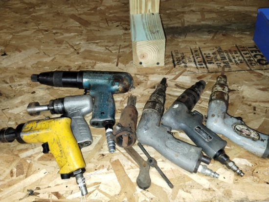 LOT OF MISC PNEUMATIC GUNS AS SHOWN