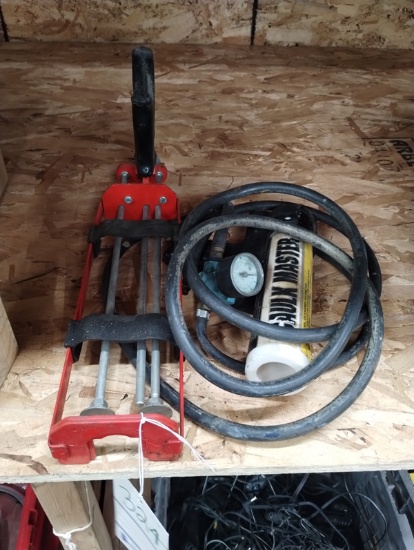 LOT OF CAULK GUNS