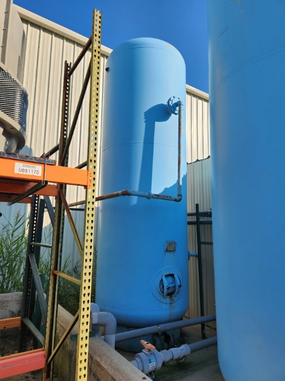 BLUE STEEL AIR SURGE TANK 2250 GAL