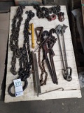 SKID OF CHAINS AND LIFTING ACCESSORIES