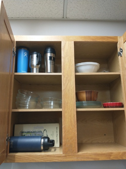 LOT OF BOWLS, CUPS, PLATES