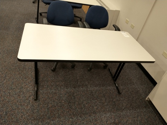 HEAVY DUTY FOLDING TABLE / DESK 5' X 30''
