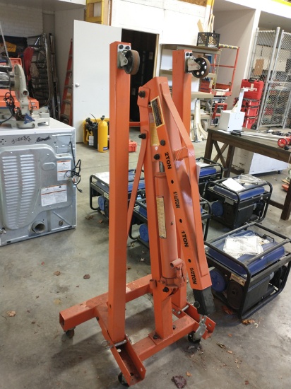 CENTRAL HYDRAULIC 2 TON ENGINE CRANE