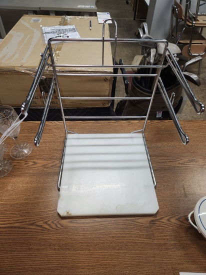 RETAIL BAG RACK