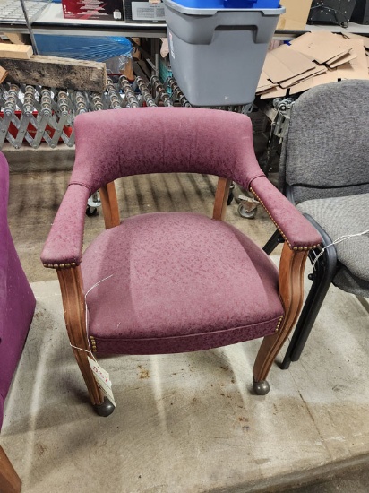 ROLLING OFFICE ARM CHAIR