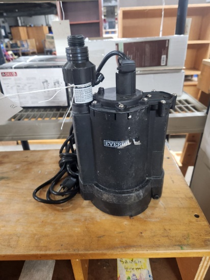 EVERBUILT AUOTOMATIC UTILITY PUMP - MODEL UT03301