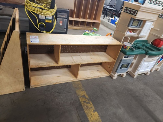 4 SLOT TOY CUBBIE