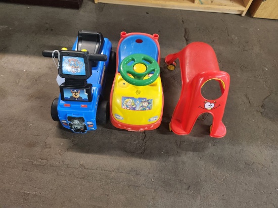 LOT OF KIDS RIDE ON TOYS