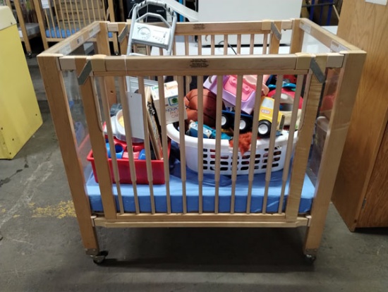 COMMUNITY PLAYTHINGS BACKSAFE CLEAR VIEW CRIB 40"x26"x37x