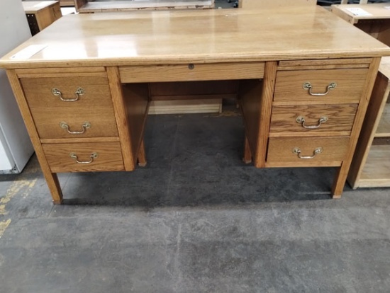 DESK 59"x33"