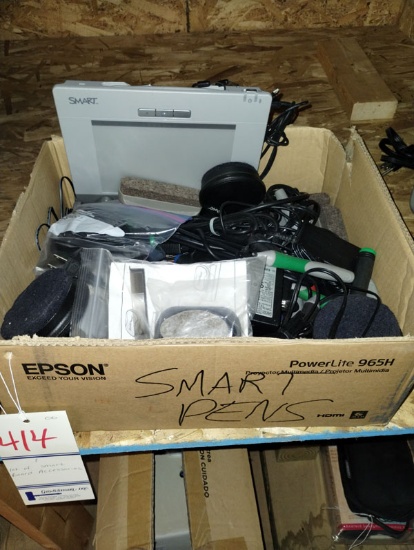 LOT OF SMART BOARD ACCESSORIES