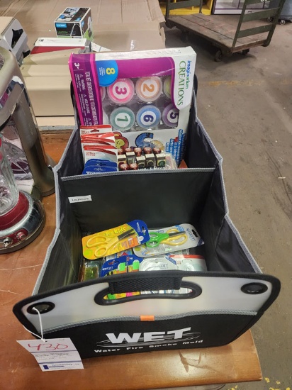 LOT OF CRAFT SUPPLIES IN COLLASIBLE TOTE
