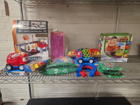 LOT OF NEW KIDS TOYS