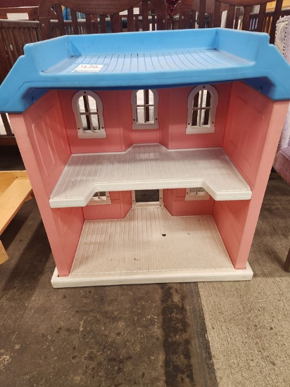 PLASTIC DOLL HOUSE 36 1/2"x23 1/2"x38"